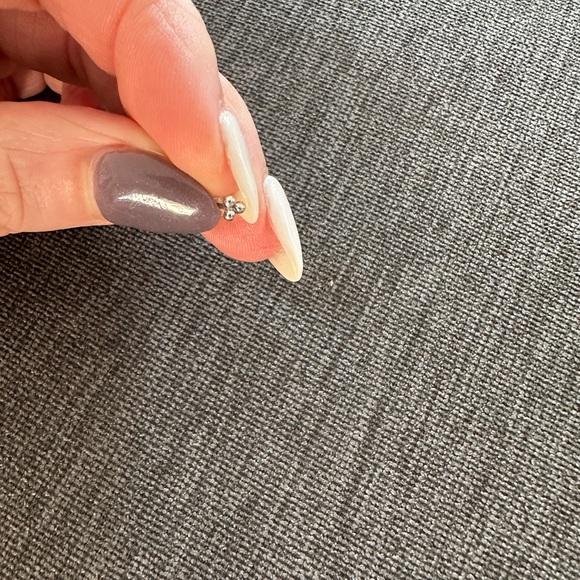 Trinity Three Dot 14K Solid White Gold Single Earring - Picture 2 of 5